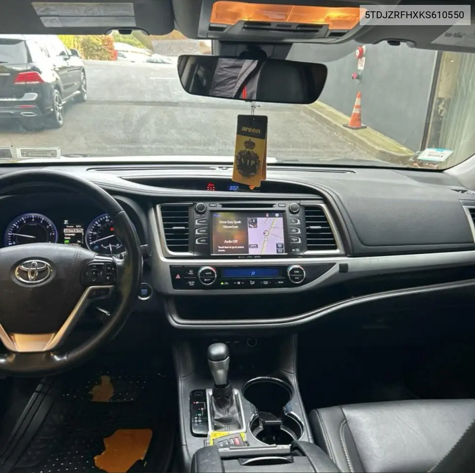5TDJZRFHXKS610550 2019 Toyota Highlander Se