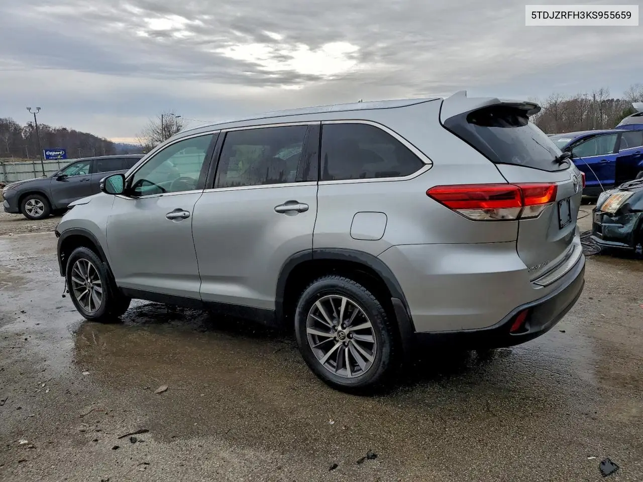 5TDJZRFH3KS955659 2019 Toyota Highlander Se