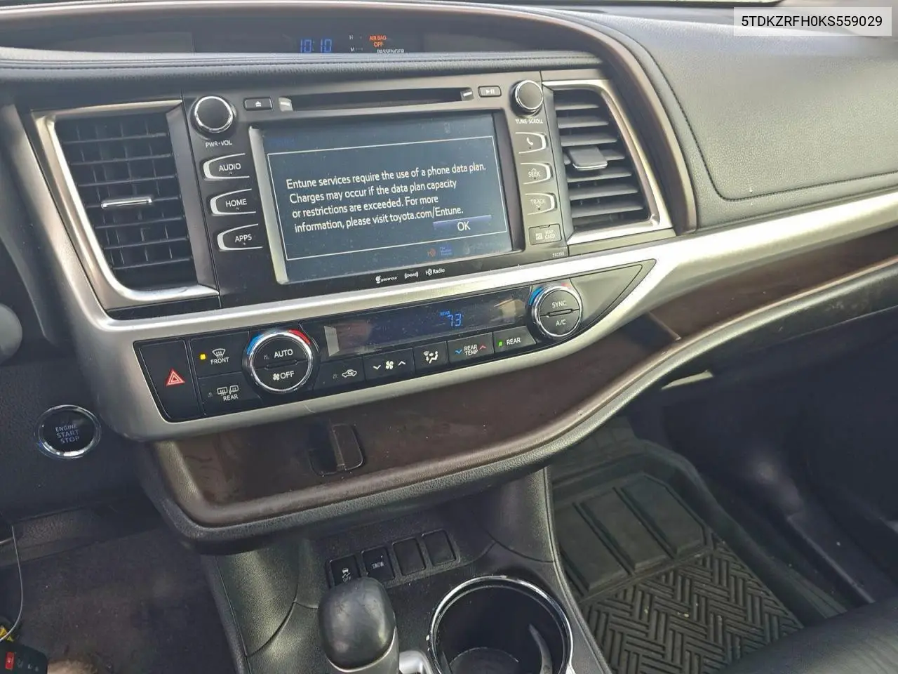 5TDKZRFH0KS559029 2019 Toyota Highlander Se