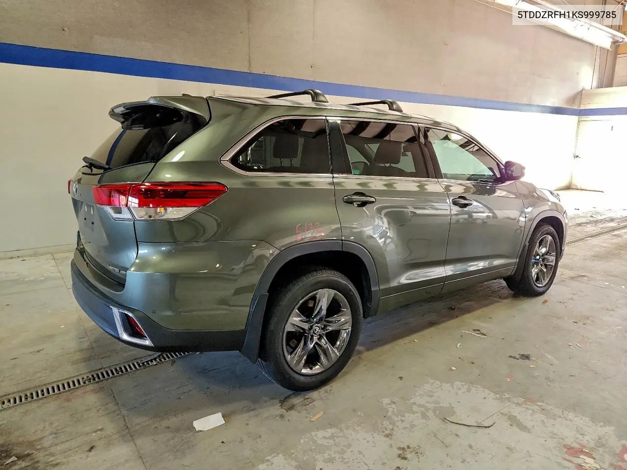 5TDDZRFH1KS999785 2019 Toyota Highlander Limited