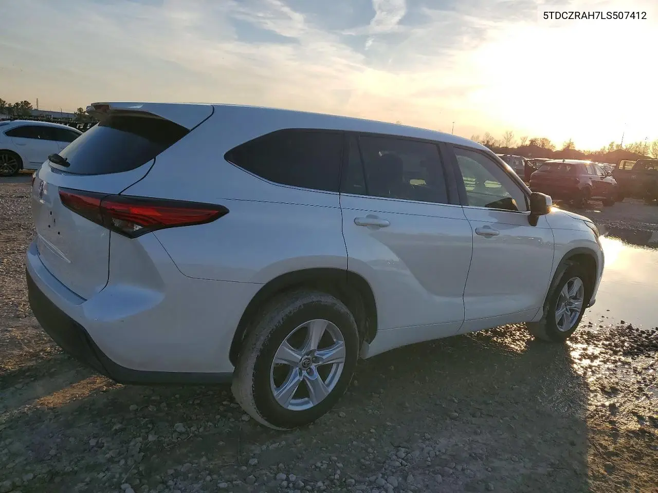 5TDCZRAH7LS507412 2020 Toyota Highlander L