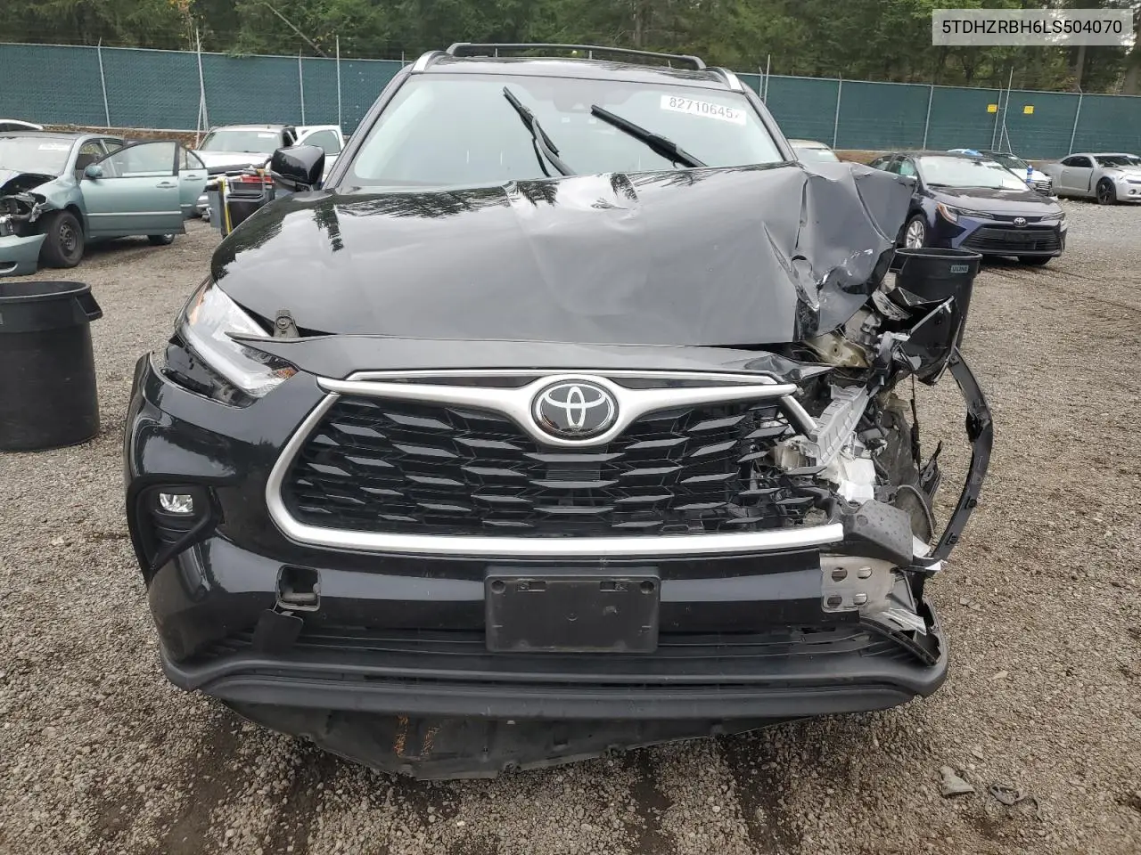 5TDHZRBH6LS504070 2020 Toyota Highlander Xle