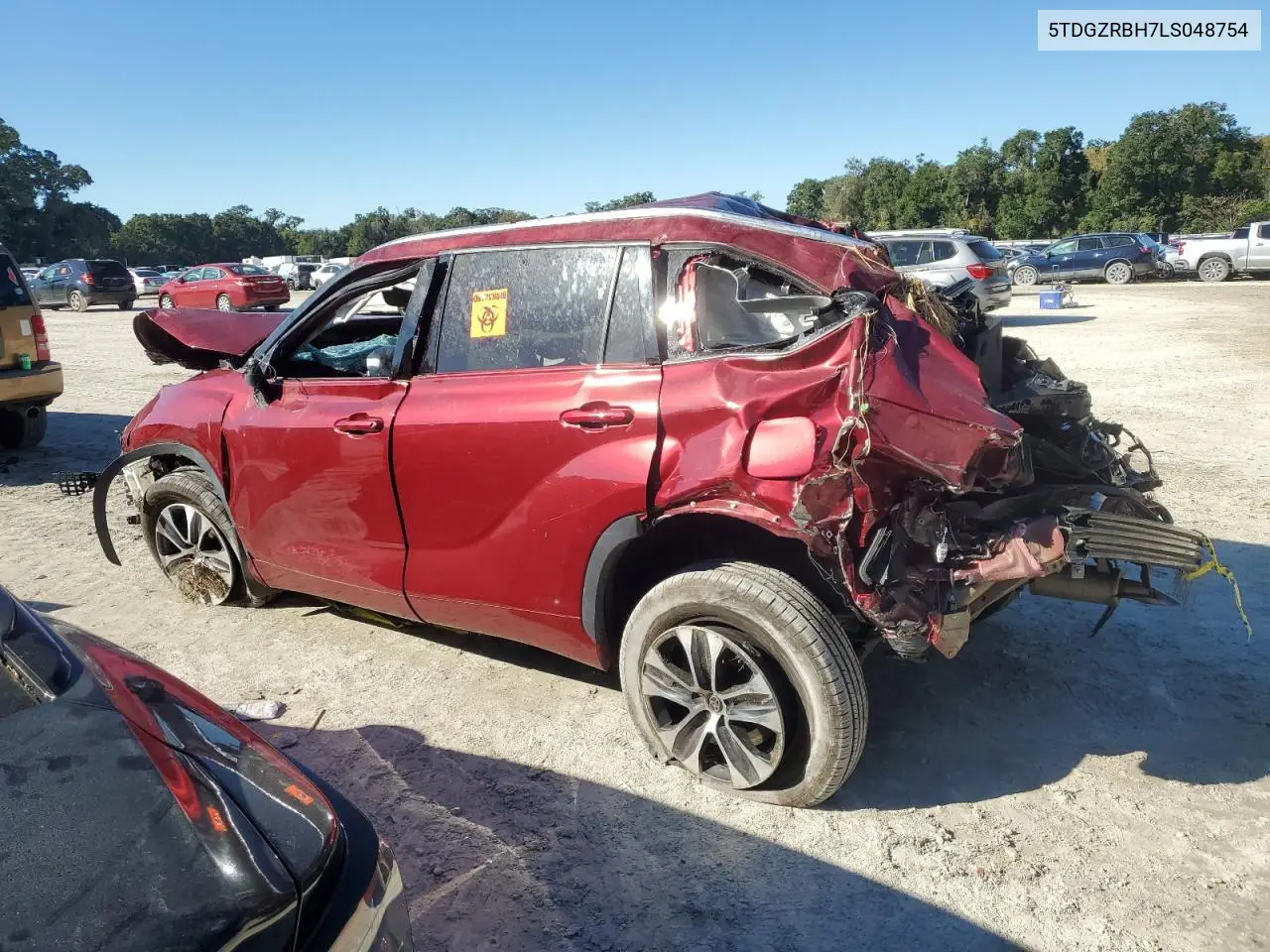 5TDGZRBH7LS048754 2020 Toyota Highlander Xle