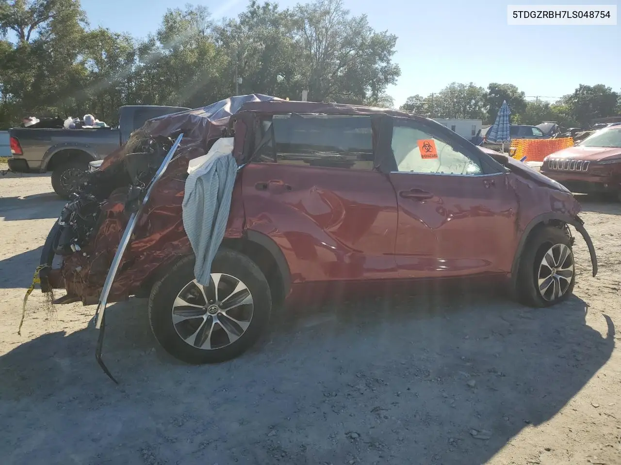 5TDGZRBH7LS048754 2020 Toyota Highlander Xle