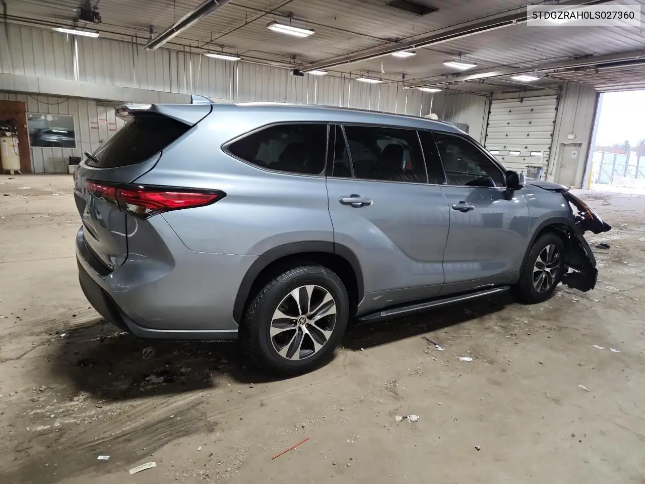 5TDGZRAH0LS027360 2020 Toyota Highlander Xle