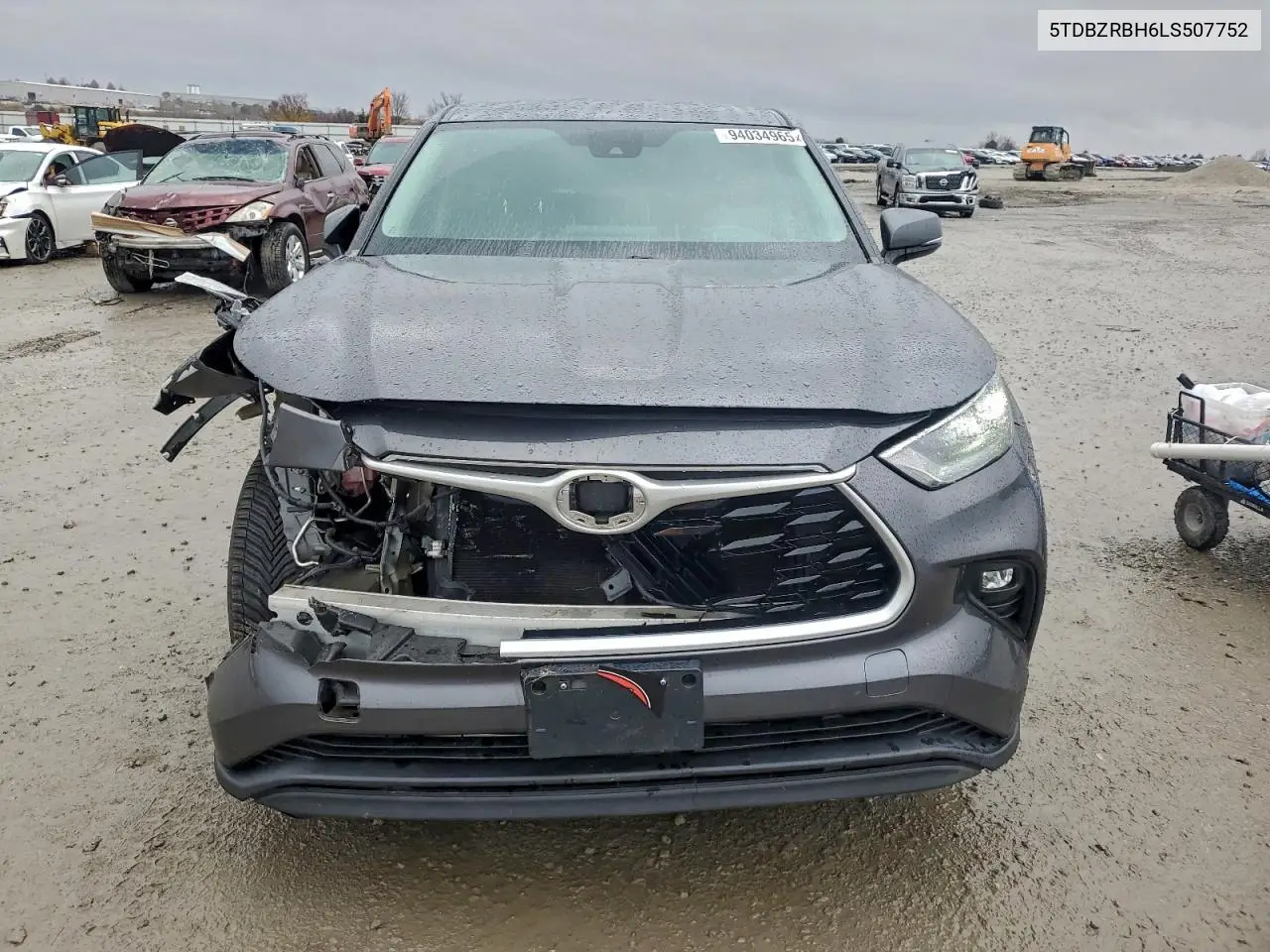 5TDBZRBH6LS507752 2020 Toyota Highlander L