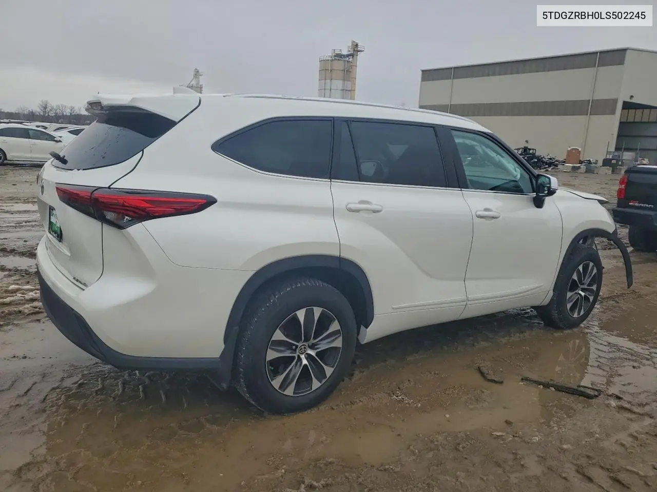 5TDGZRBH0LS502245 2020 Toyota Highlander Xle