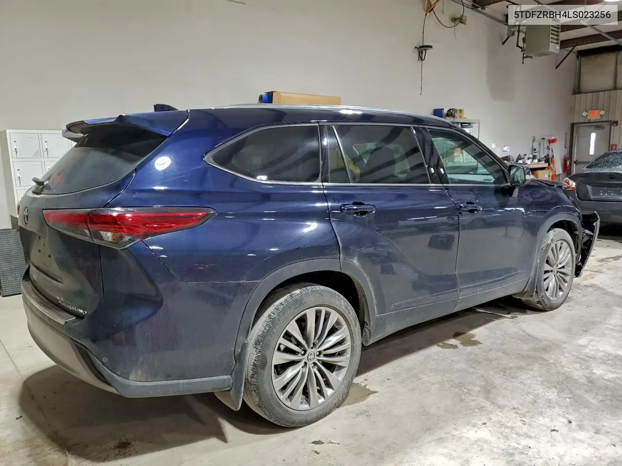 5TDFZRBH4LS023256 2020 Toyota Highlander Platinum