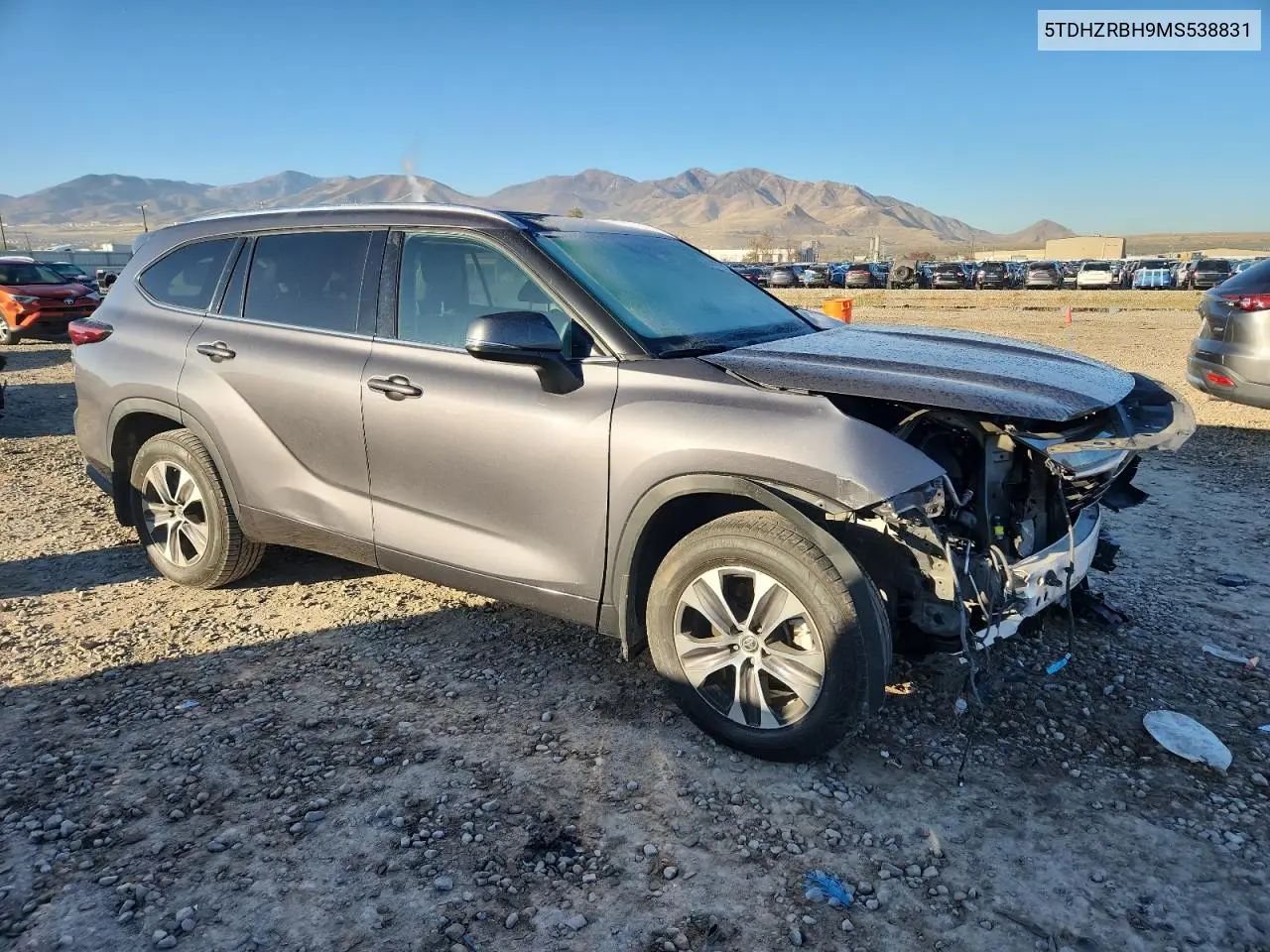 5TDHZRBH9MS538831 2021 Toyota Highlander Xle
