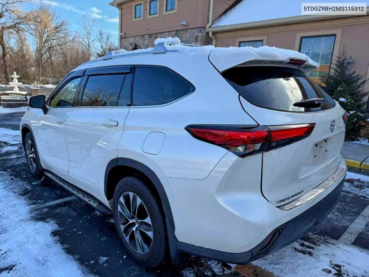 5TDGZRBH2MS115312 2021 Toyota Highlander Xle