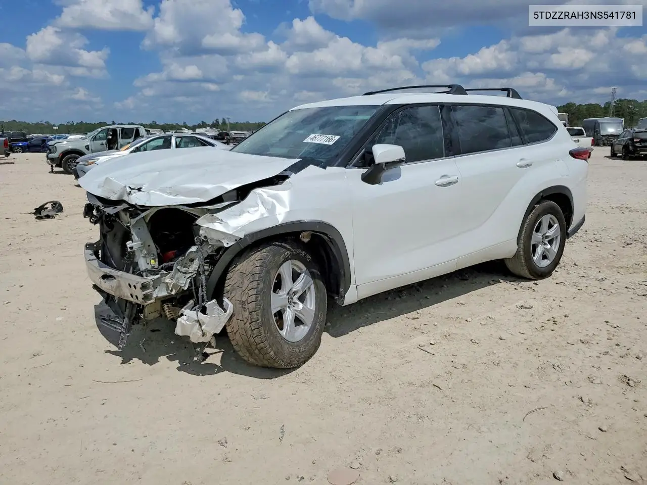 5TDZZRAH3NS541781 2022 Toyota Highlander Le