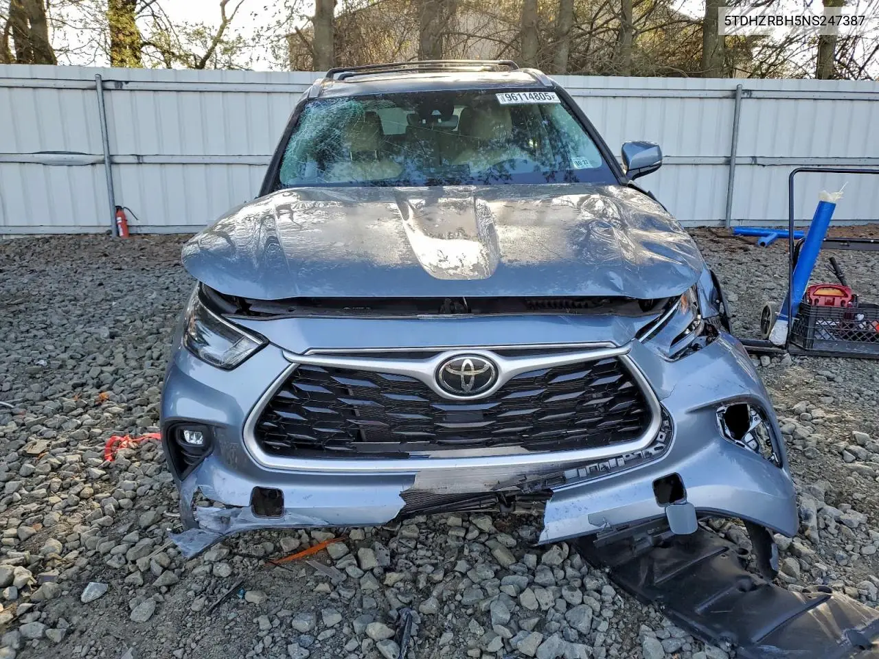 5TDHZRBH5NS247387 2022 Toyota Highlander Xle