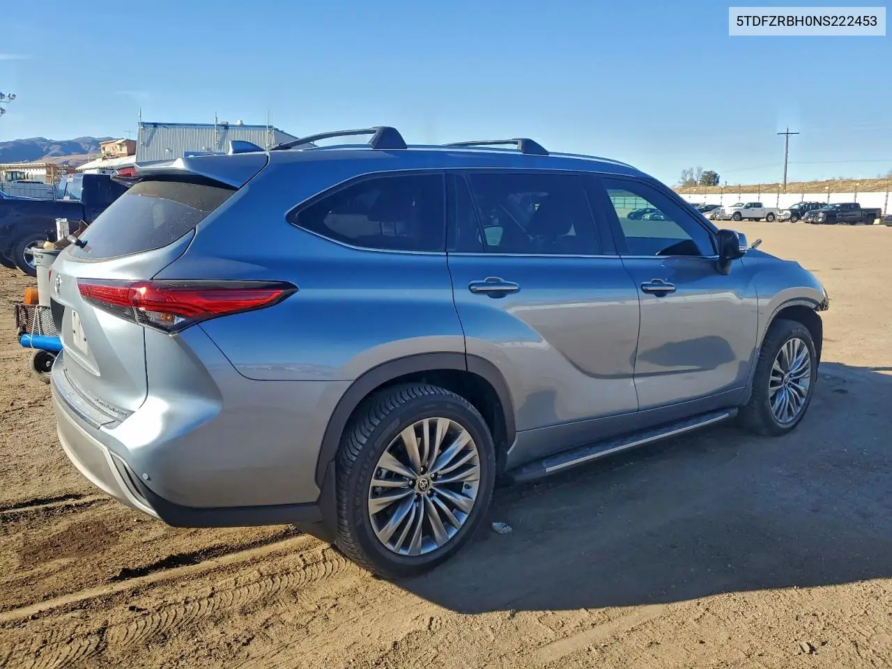 5TDFZRBH0NS222453 2022 Toyota Highlander Platinum