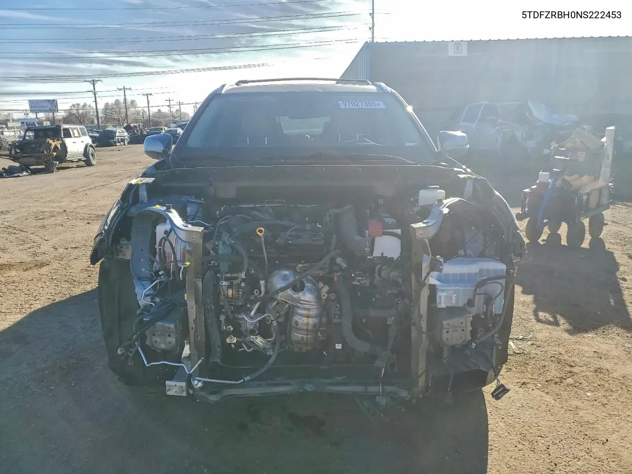 5TDFZRBH0NS222453 2022 Toyota Highlander Platinum
