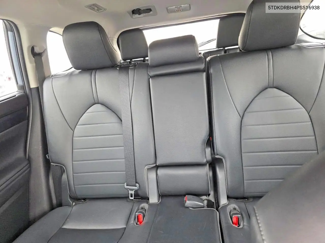 5TDKDRBH4PS516938 2023 Toyota Highlander L