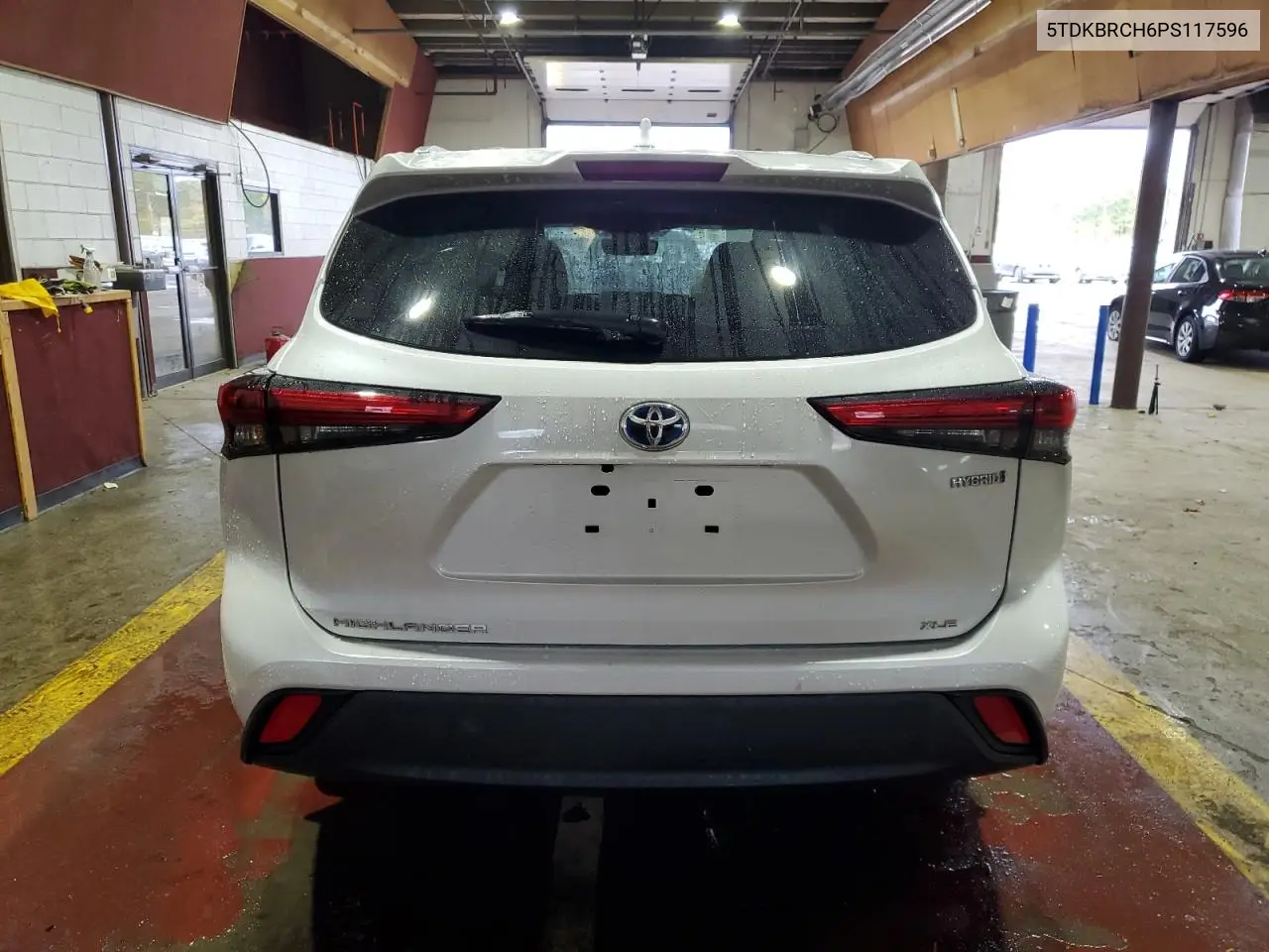5TDKBRCH6PS117596 2023 Toyota Highlander Hybrid Xle