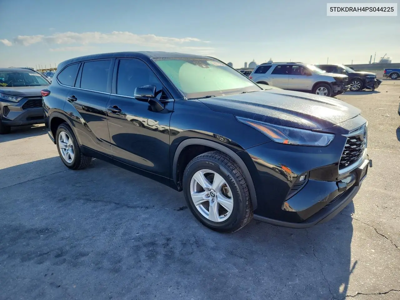 5TDKDRAH4PS044225 2023 Toyota Highlander L