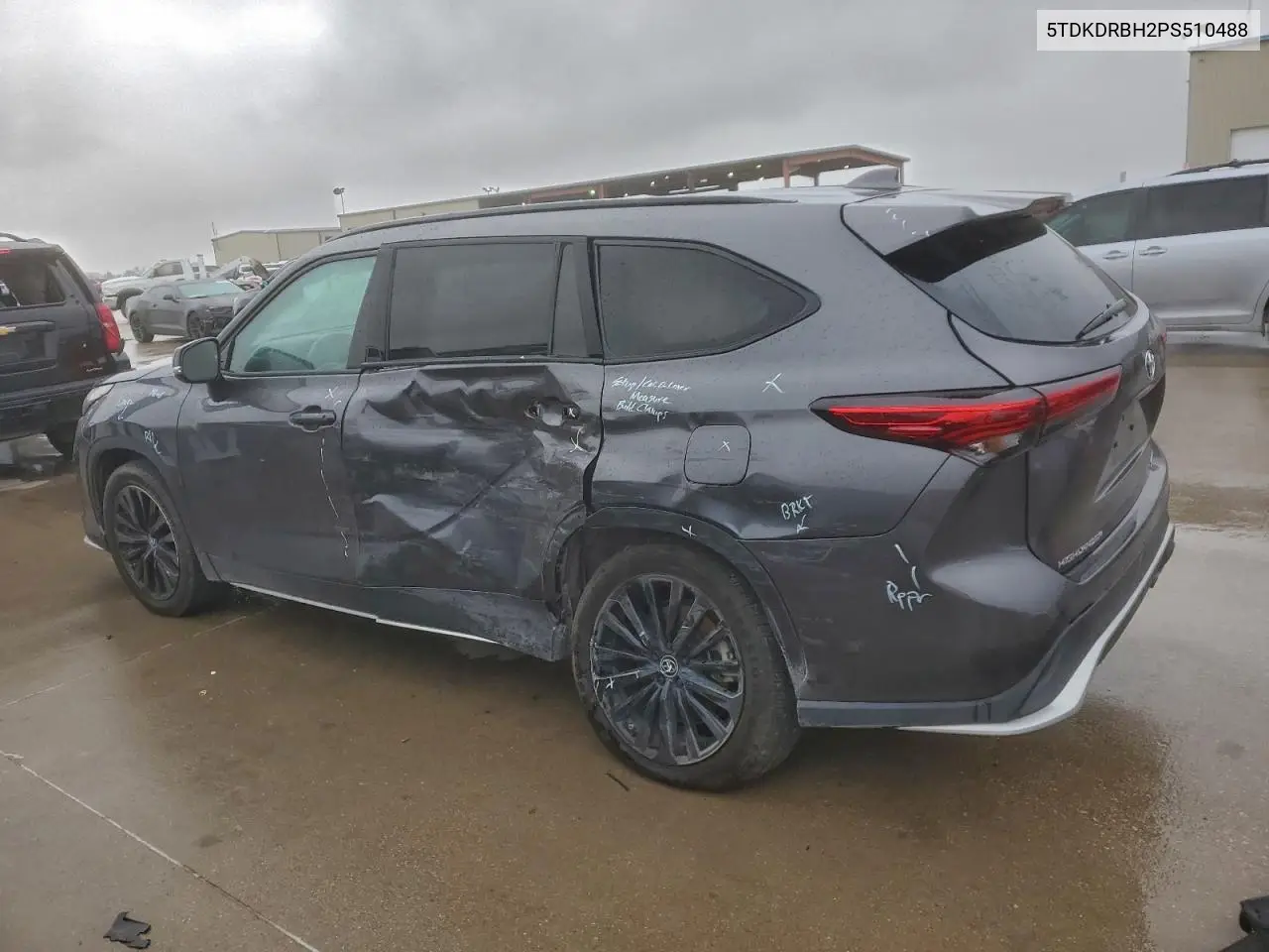 5TDKDRBH2PS510488 2023 Toyota Highlander L