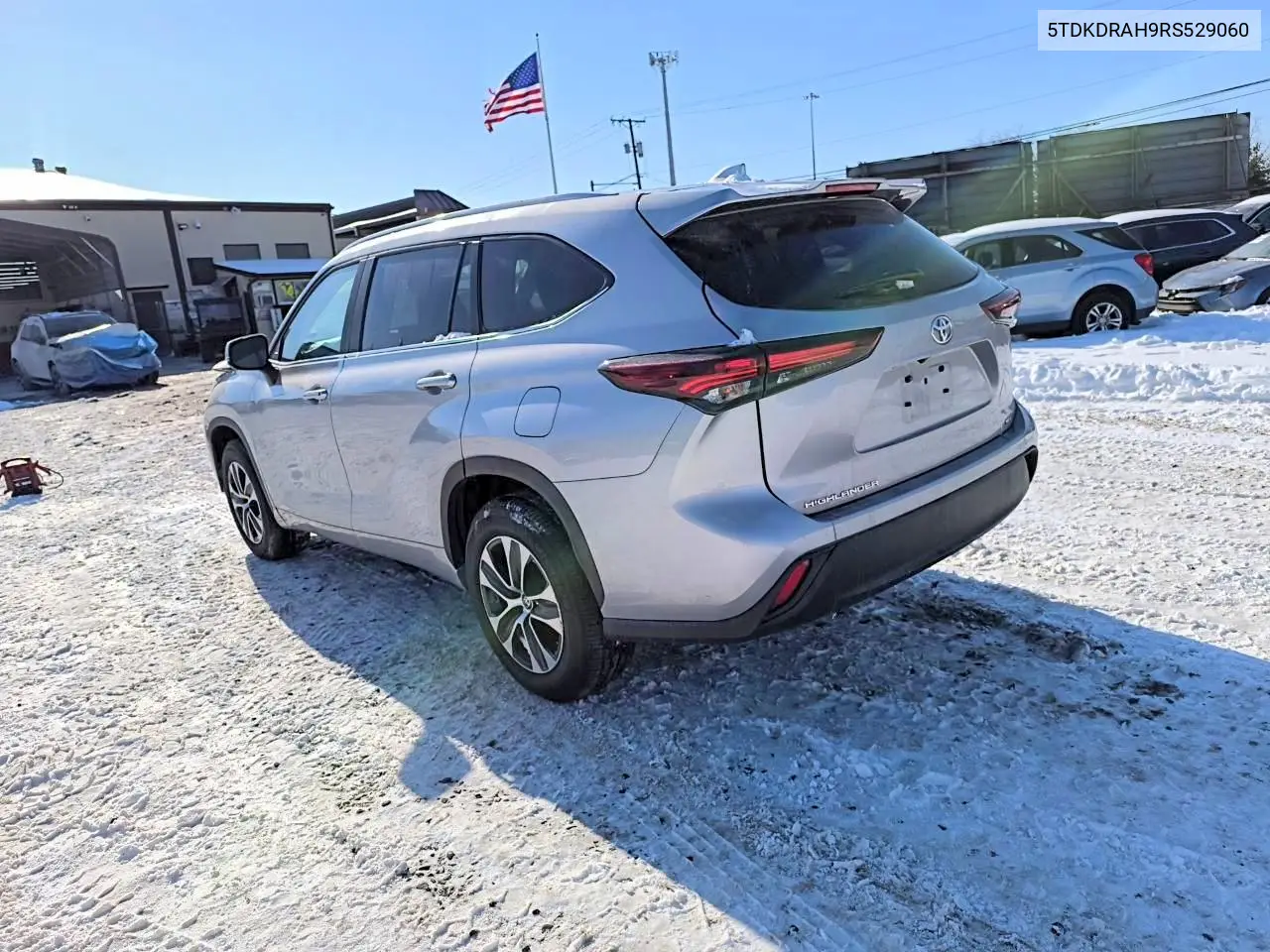 5TDKDRAH9RS529060 2024 Toyota Highlander Xle