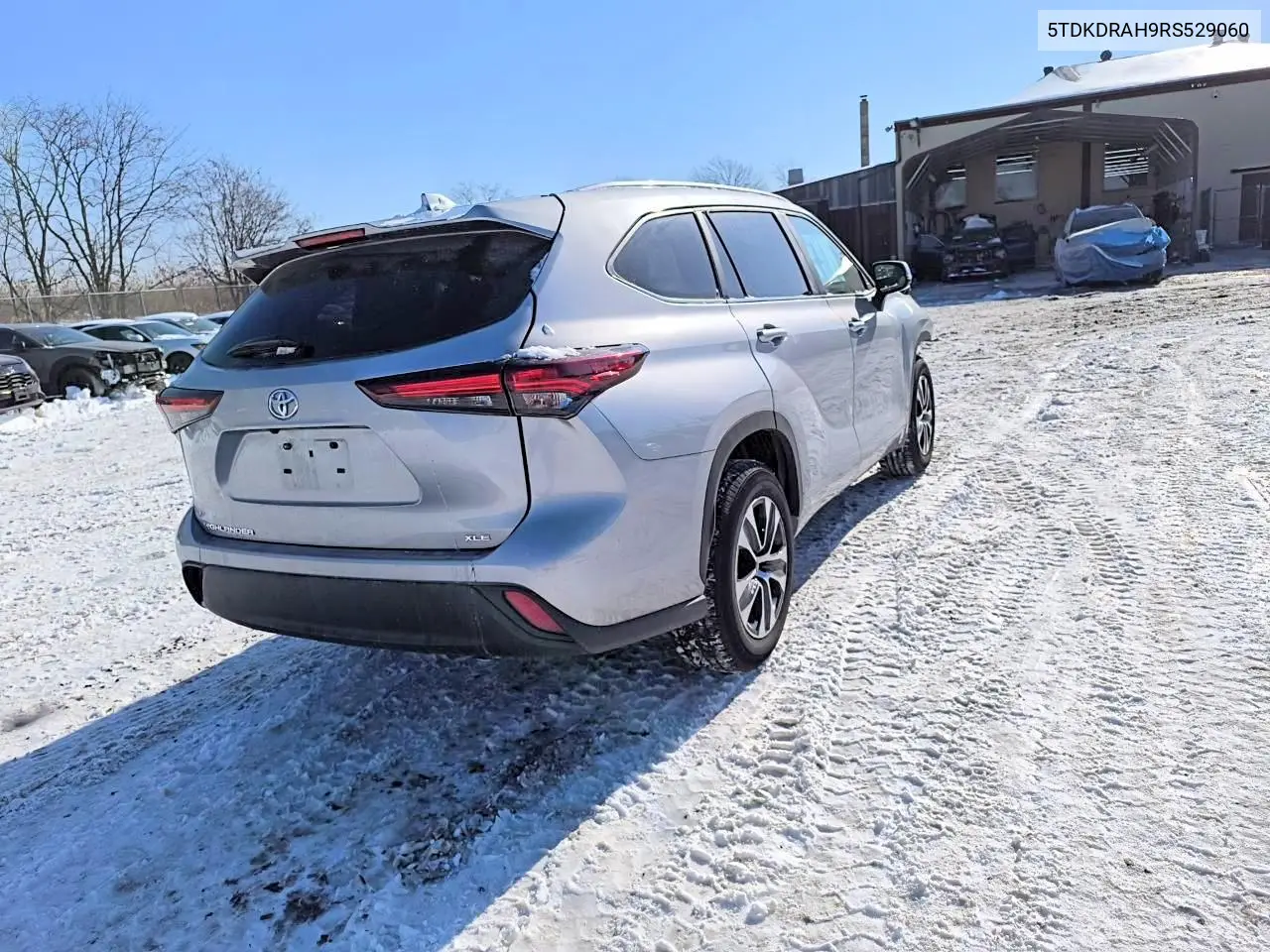 5TDKDRAH9RS529060 2024 Toyota Highlander Xle