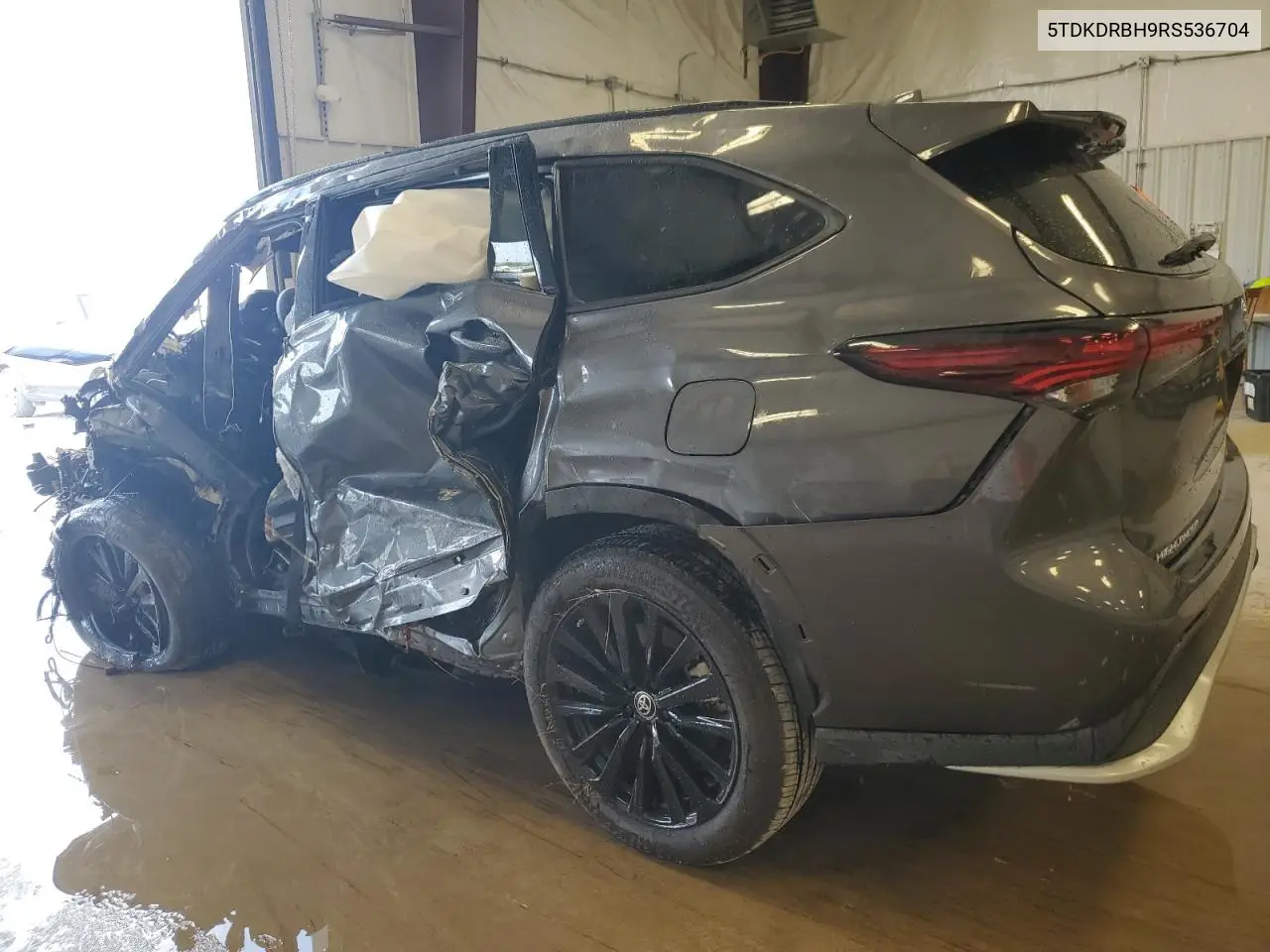 5TDKDRBH9RS536704 2024 Toyota Highlander Le