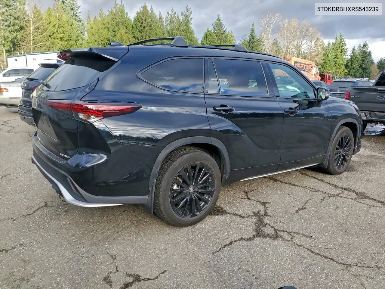 5TDKDRBHXRS543239 2024 Toyota Highlander Le