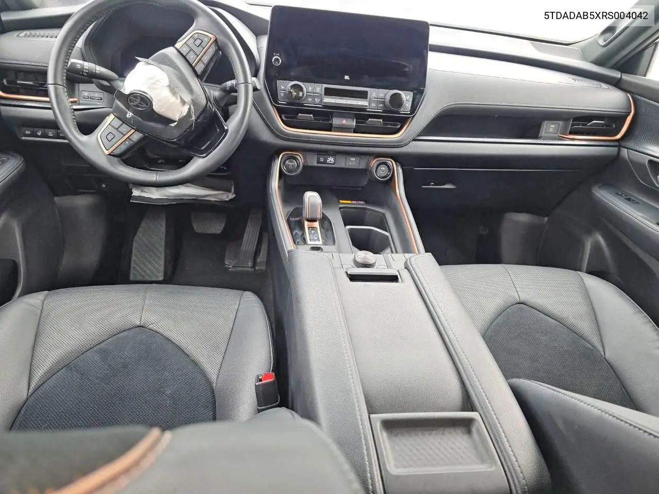 5TDADAB5XRS004042 2024 Toyota Grand Highlander Limited