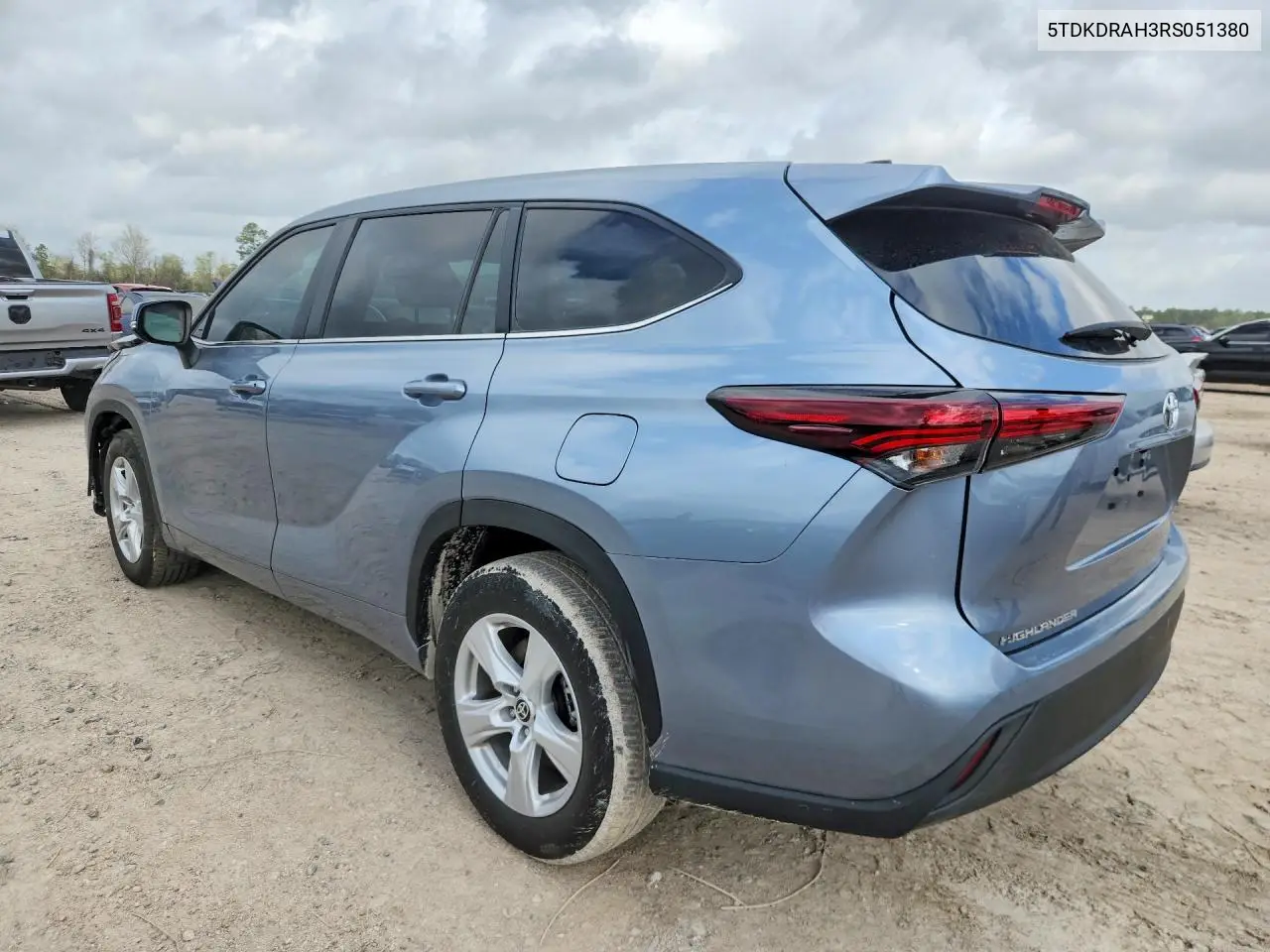 5TDKDRAH3RS051380 2024 Toyota Highlander Le