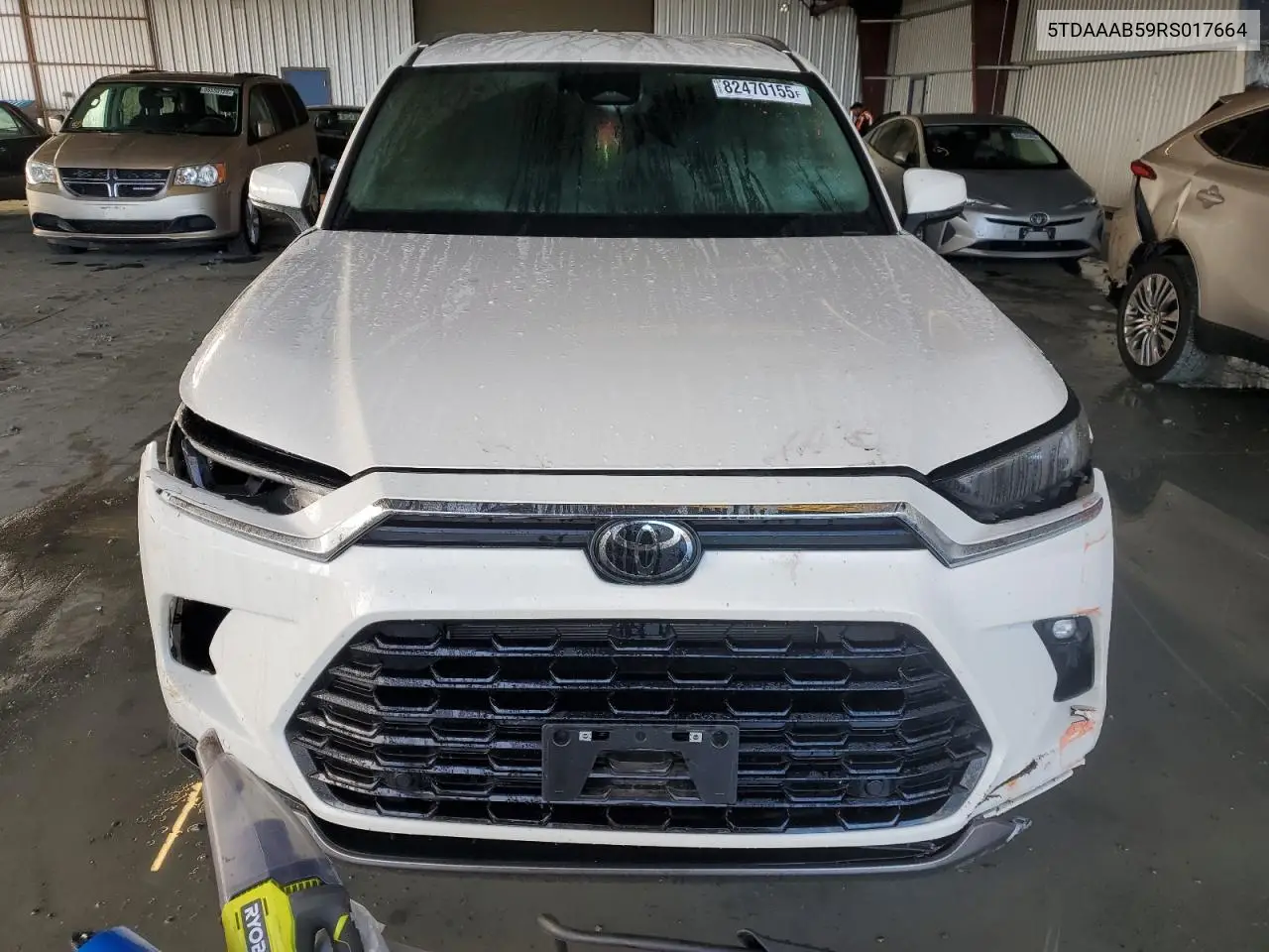 5TDAAAB59RS017664 2024 Toyota Grand Highlander Xle