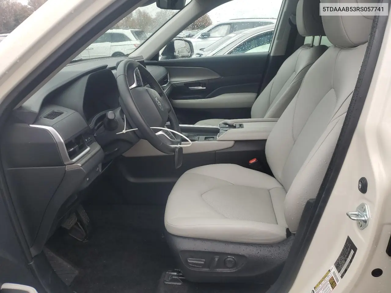 5TDAAAB53RS057741 2024 Toyota Grand Highlander Xle