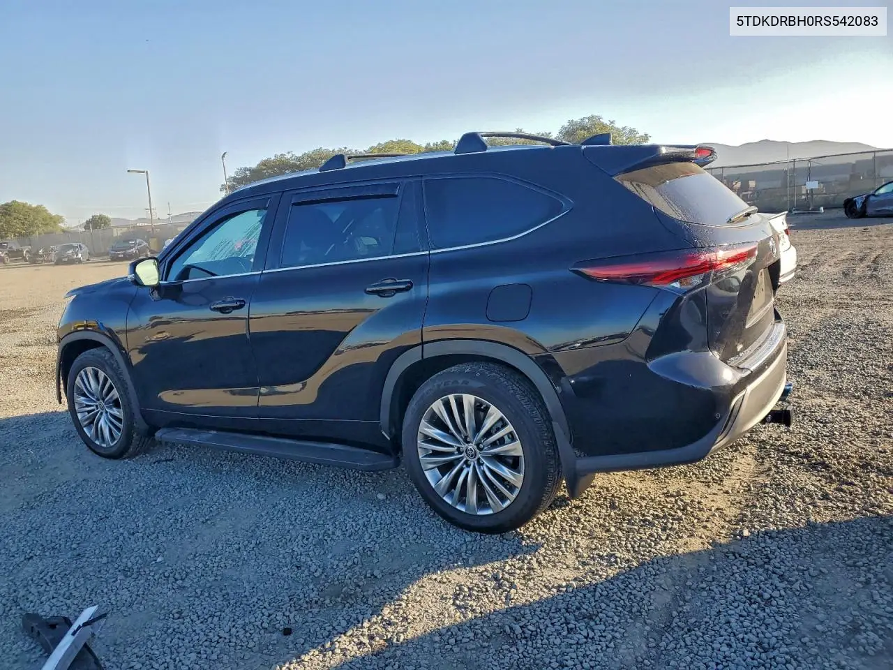 5TDKDRBH0RS542083 2024 Toyota Highlander Le