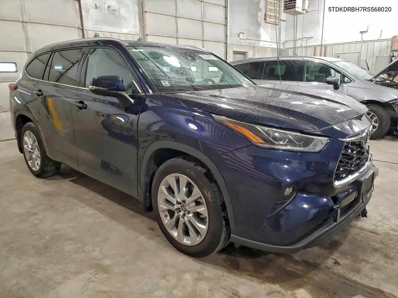 5TDKDRBH7RS568020 2024 Toyota Highlander Le