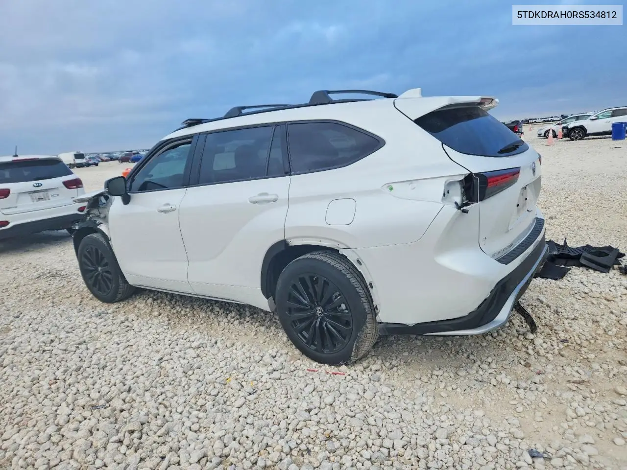 5TDKDRAH0RS534812 2024 Toyota Highlander Le