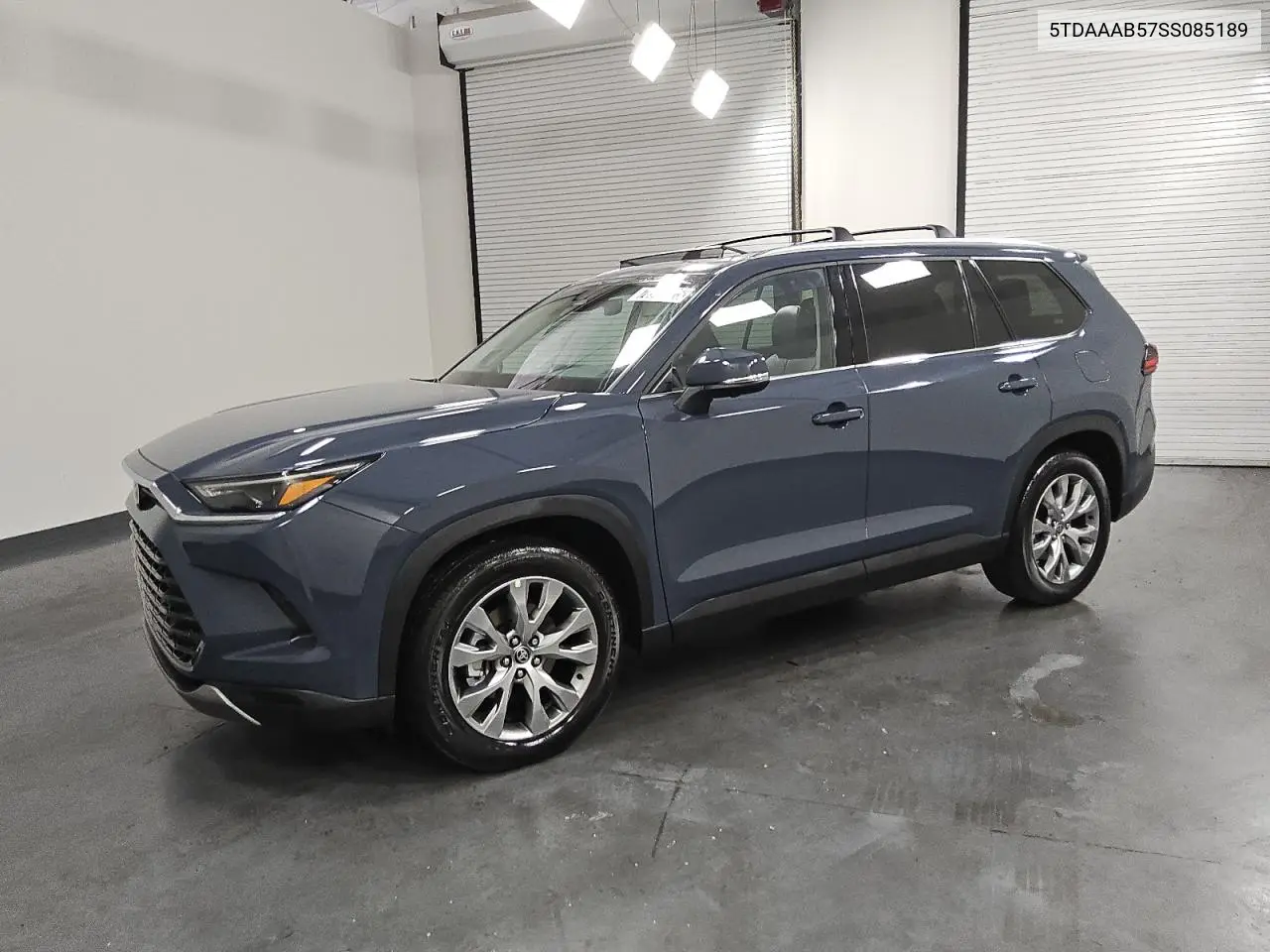 5TDAAAB57SS085189 2025 Toyota Grand Highlander Le