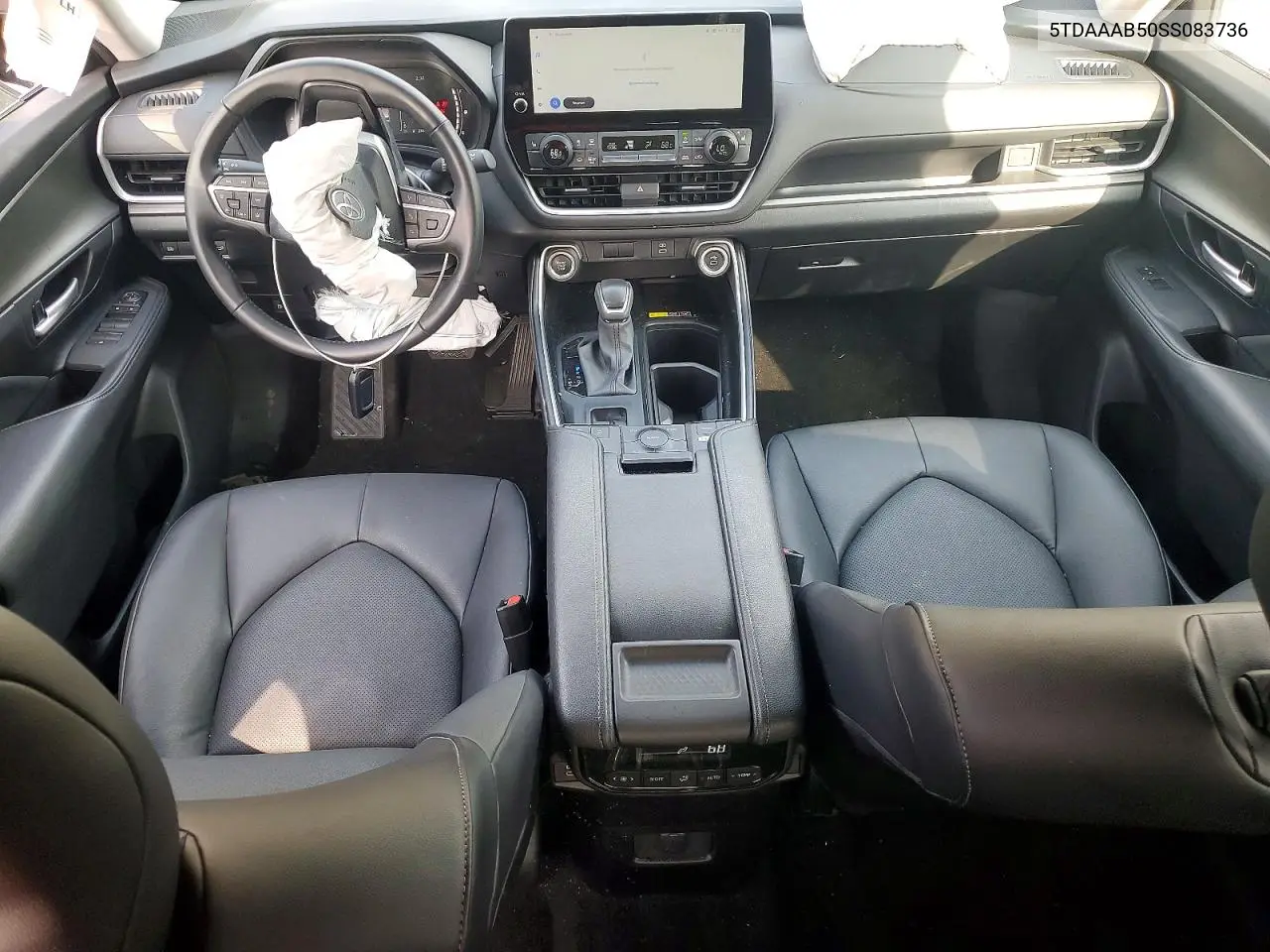 5TDAAAB50SS083736 2025 Toyota Grand Highlander Le