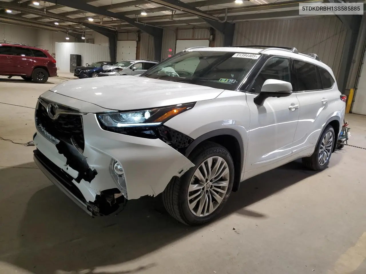 5TDKDRBH1SS585885 2025 Toyota Highlander Le