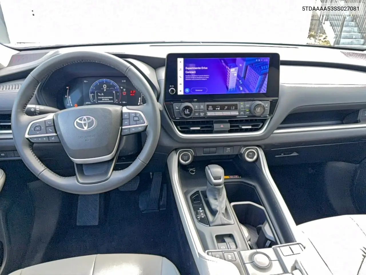 5TDAAAA53SS027081 2025 Toyota Grand Highlander Le