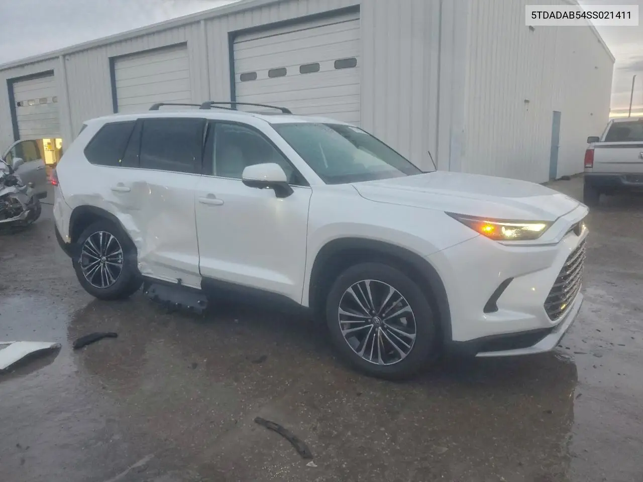 5TDADAB54SS021411 2025 Toyota Grand Highlander Limited