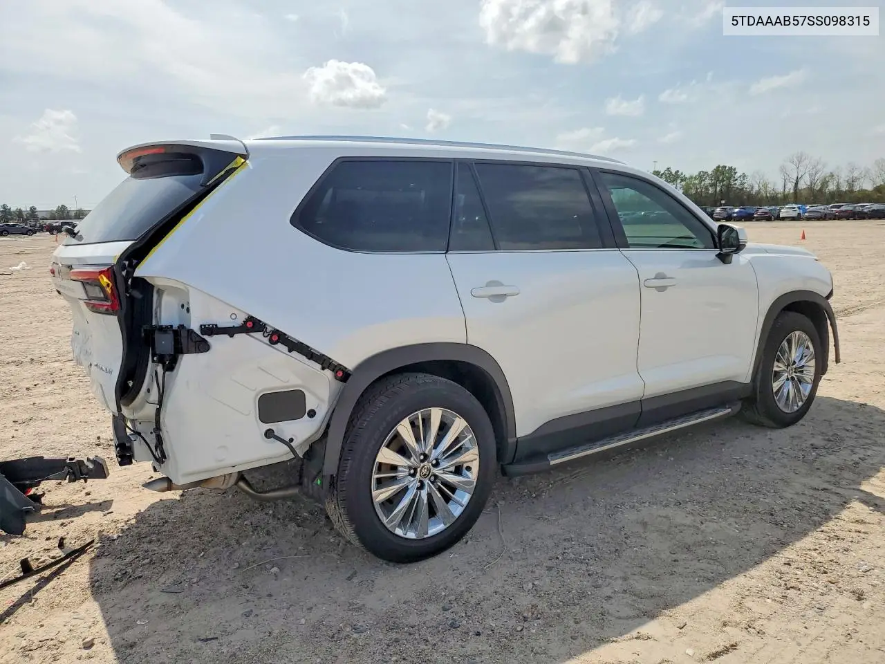 5TDAAAB57SS098315 2025 Toyota Grand Highlander Le