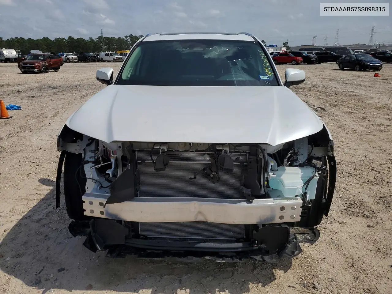5TDAAAB57SS098315 2025 Toyota Grand Highlander Le