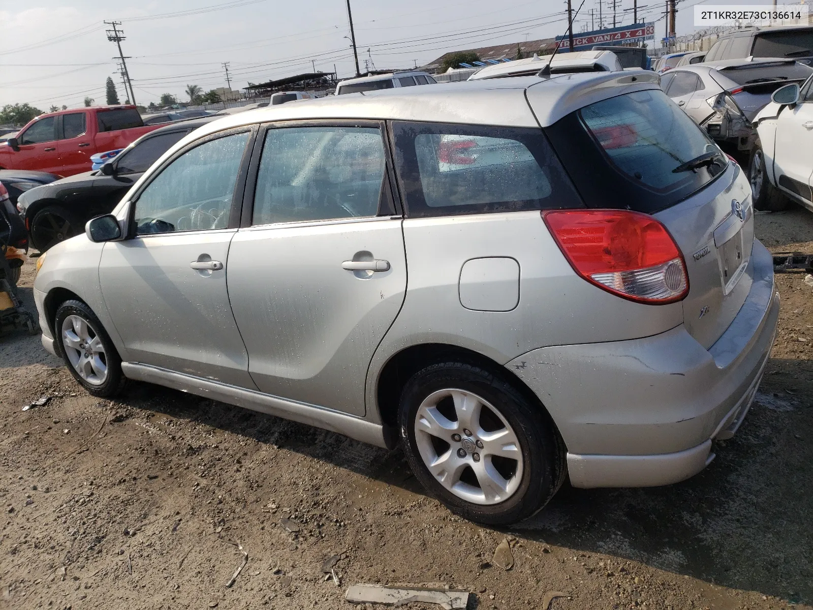 2003 Toyota Corolla Matrix Xr VIN: 2T1KR32E73C136614 Lot: 62189494