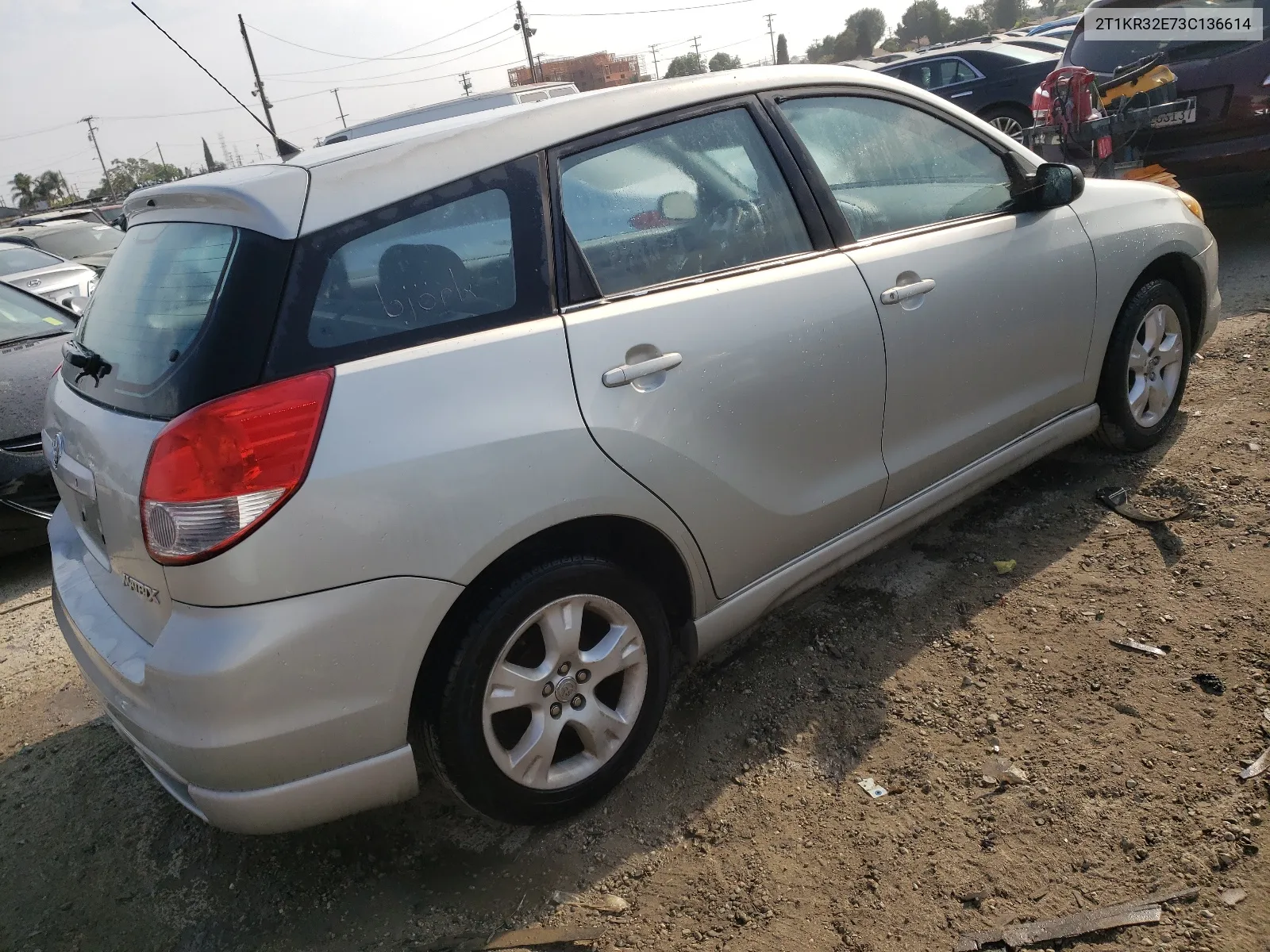 2003 Toyota Corolla Matrix Xr VIN: 2T1KR32E73C136614 Lot: 62189494