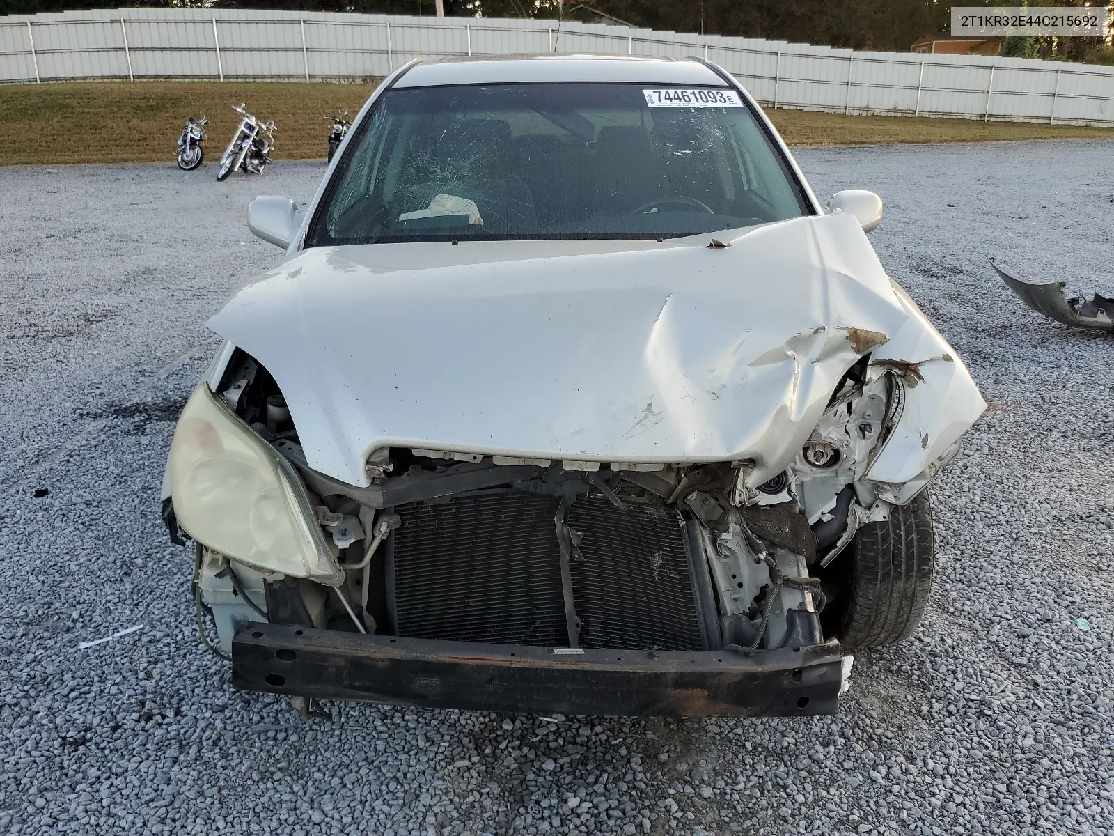 2T1KR32E44C215692 2004 Toyota Corolla Matrix Xr