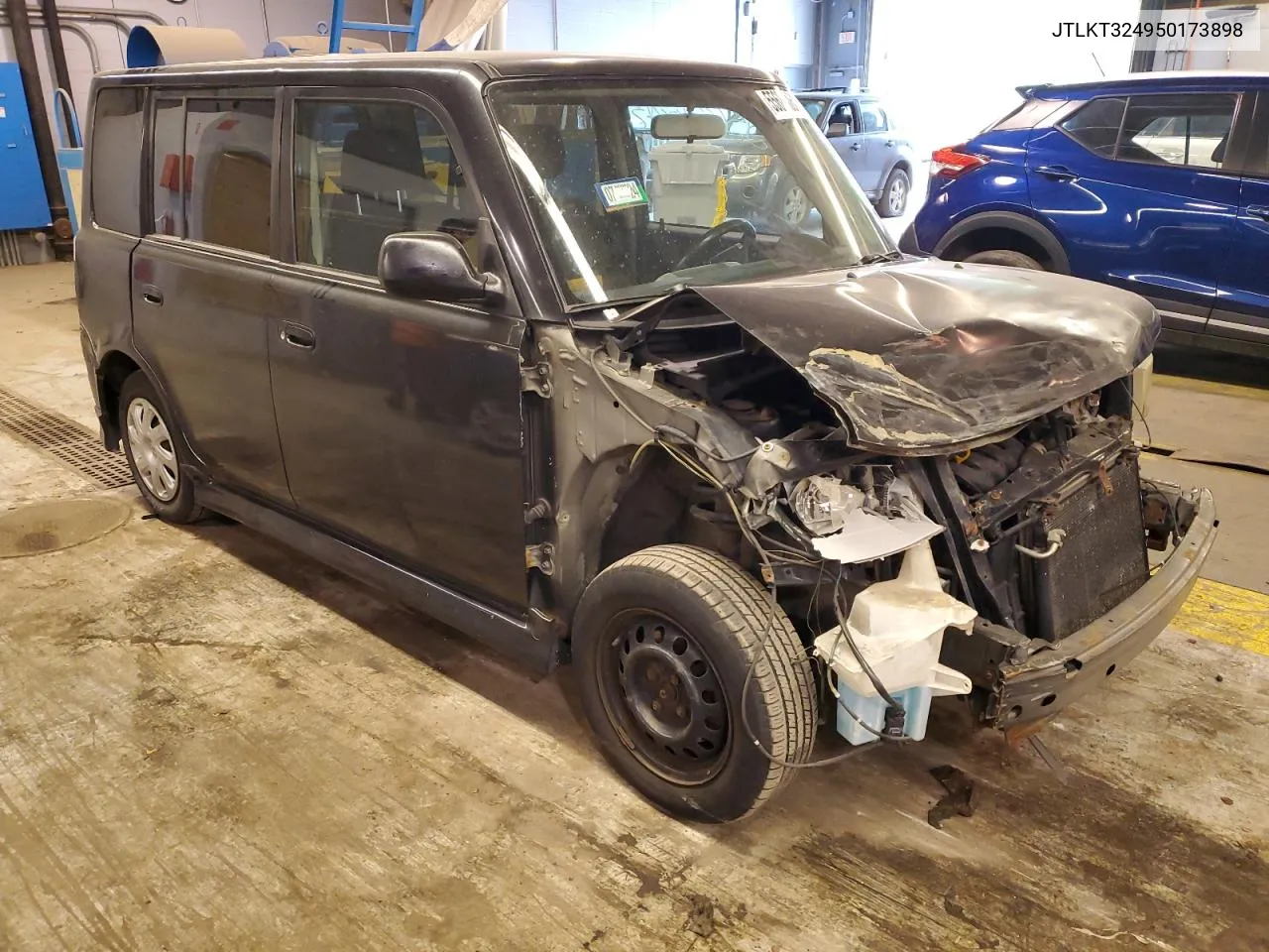 JTLKT324950173898 2005 Toyota Scion Xb