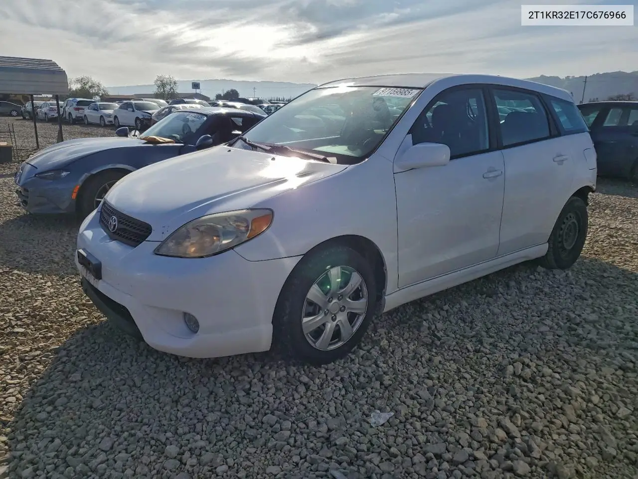 2T1KR32E17C676966 2007 Toyota Corolla Matrix Xr