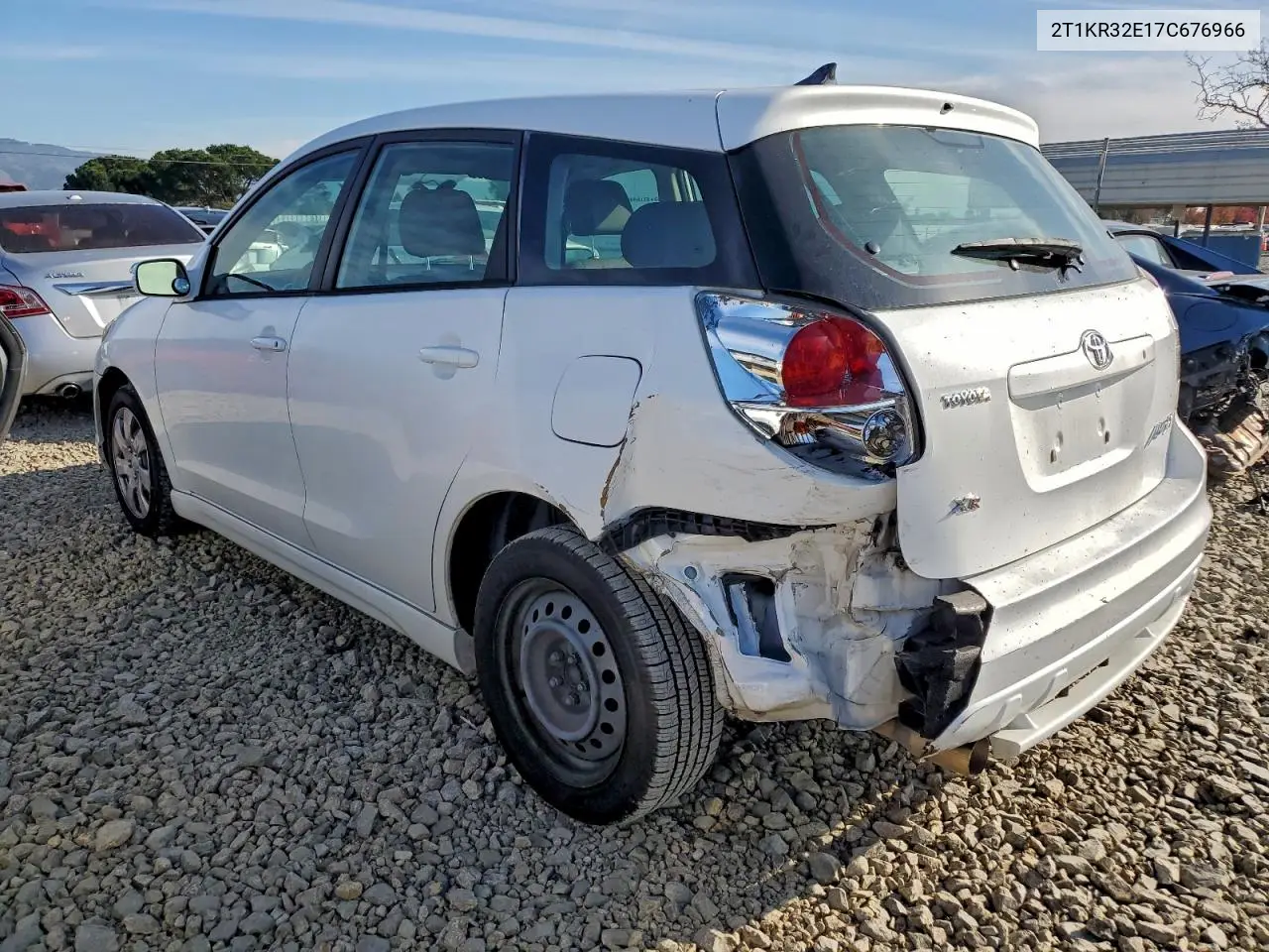2T1KR32E17C676966 2007 Toyota Corolla Matrix Xr