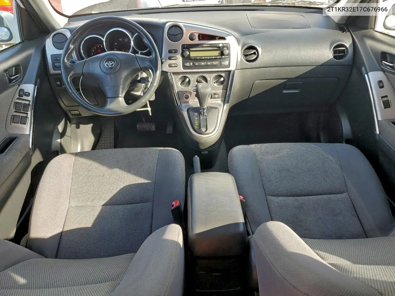 2T1KR32E17C676966 2007 Toyota Corolla Matrix Xr