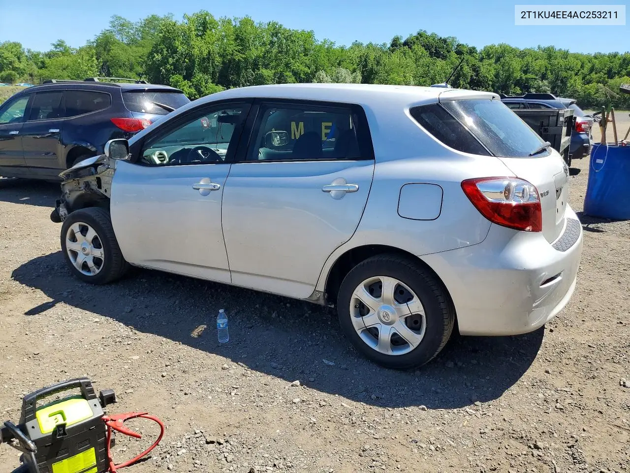 2010 Toyota Matrix Base VIN: 2T1KU4EE4AC253211 Lot: 56478486