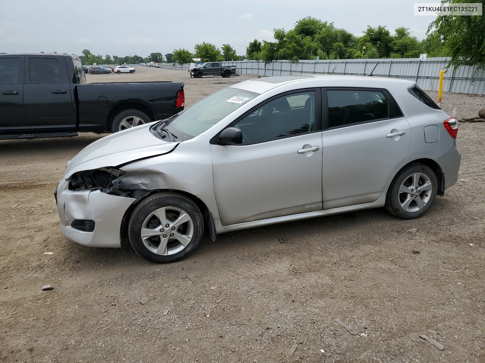 2014 Toyota Matrix Base VIN: 2T1KU4EE1EC135221 Lot: 62306584