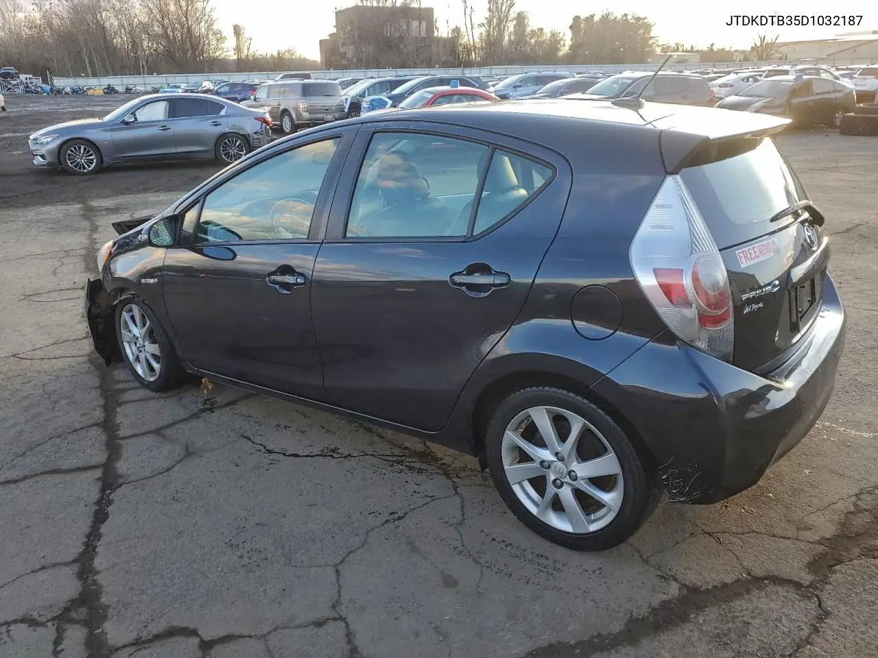 JTDKDTB35D1032187 2013 Toyota Prius C